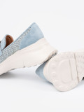 Blaue Halbschuhe mit dicker Sohle
