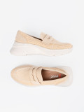 Helle beige Halbschuhe mit dicker Sohle