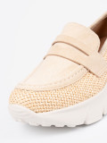 Helle beige Halbschuhe mit dicker Sohle