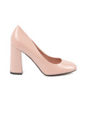 Helle beige lackierte Pumps mit Blockabsatz