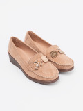 Beige Slipper mit Keilabsatz aus feinem Wildleder