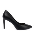 Klassische schwarze Pumps mit Absatz