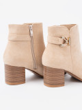 Elegante Stiefeletten in hellbeige