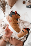 Trekking-Stiefelette aus Kunstleder mit Klettverschluss, gelb