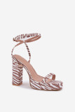 Sandale mit Blockabsatz und Riemchen, weiß und beige