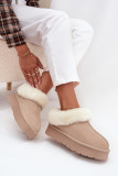 Beige Wildleder-Snowboot mit Fell