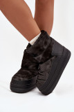Schwarze Snowboots aus Kunstleder und Synthetik