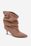 Beige Slouchy Stiefelette aus Veloursleder mit Stilettoabsatz