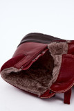 Rote Ankle Boots aus Kunstleder mit Keilabsatz und Fellfutter