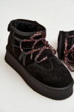 Schwarze Schneestiefel aus Veloursleder mit Schnürung und Plateausohle