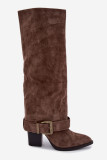 Stiefel mit Blockabsatz, umgeschlagenem Schaft und Schnalle, beige
