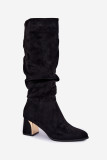 Schwarze Veloursstiefel mit Raffung und Blockabsatz