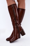Gefütterte braune Stiefel mit Absatz und Zierband