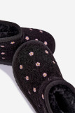 Schwarzer Schneestiefel mit kleinen Blumen und Fell
