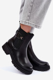 Gefütterte schwarze Stiefelette mit Zierde