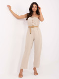 Helle beige Overall mit Gürtel von RUE PARIS