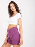 Sportliche Shorts in dunkellila