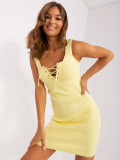 Helle gelbe Mini-Kleid mit Schnürung am Dekolleté