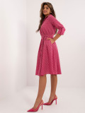 Rosa Midi-Kleid mit 3/4-Ärmeln
