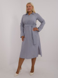 Elegantes graues Kleid mit langen Ärmeln