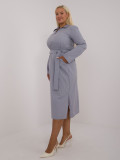 Elegantes graues Kleid mit langen Ärmeln
