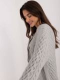 Stylischer grauer Pullover mit langen Ärmeln