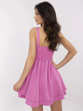 Ausgestellte lila Cocktailkleid