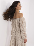 Elegante beige Bluse mit Spitze