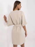 Elegantes beiges Cocktailkleid