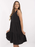 Elegantes schwarzes ausgestelltes Kleid