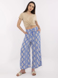 Blaue weite Hose mit geometrischem Muster