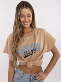 Stylisches T-Shirt mit kurzen Ärmeln in Camel-Farbe