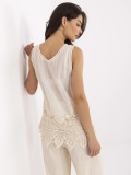 Beige Bluse mit Spitzenmuster