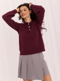 Eleganter bordeauxfarbener Pullover mit Kragen und Knöpfen