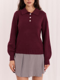 Eleganter bordeauxfarbener Pullover mit Kragen und Knöpfen