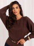 Eleganter brauner Pullover mit Gürtel und U-Boot-Ausschnitt