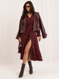 Bordeauxfarbenes Midi-Kleid mit Blumenmuster und Volant