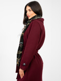 Schwarzes Tuch mit Print