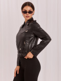 Schwarze Übergangsjacke aus Kunstleder mit Gürtel