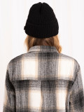 Schwarze Wintermütze mit Applikation