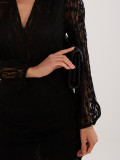 Schwarzes Mini-Cocktailkleid mit Spitze und Puffärmeln
