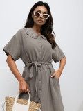 Beiges ausgestelltes Midi-Kleid mit Gürtel und Taschen