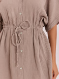 Beiges Oversize-Sommerkleid mit Kragen