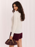 Eleganter Strickpullover mit Kragen und Knöpfen