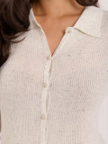 Eleganter Strickpullover mit Kragen und Knöpfen