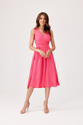 Midi-Kleid mit Wickelausschnitt und breiten Trägern in Amaranth
