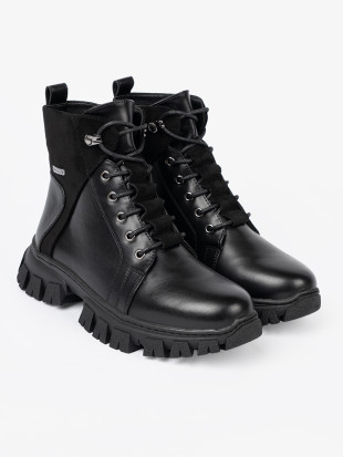 Schwarze Stiefeletten mit massiver Sohle und Reißverschluss