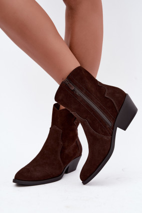 Stiefelette aus Wildleder mit Blockabsatz, braun