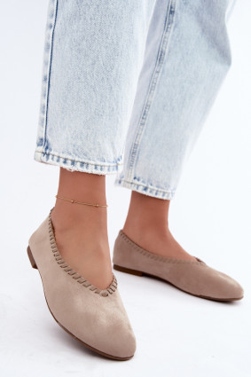 Beige Ballerinas mit geflochtenem Saum