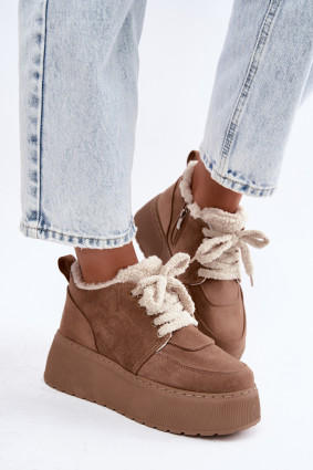 Snowboots mit Lammfell auf Plateausohle, beige